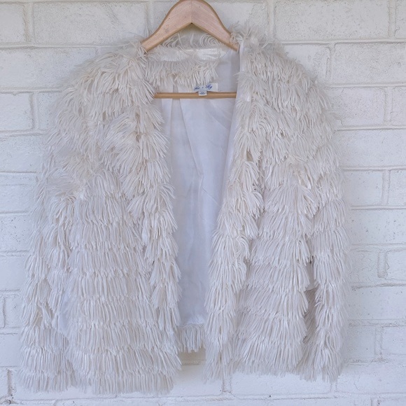 She + Sky SL1527R3 Cream Lightweight Faux Fur Jacket - Picture 2 of 8